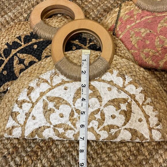 Purse  - Picture 3 of 7